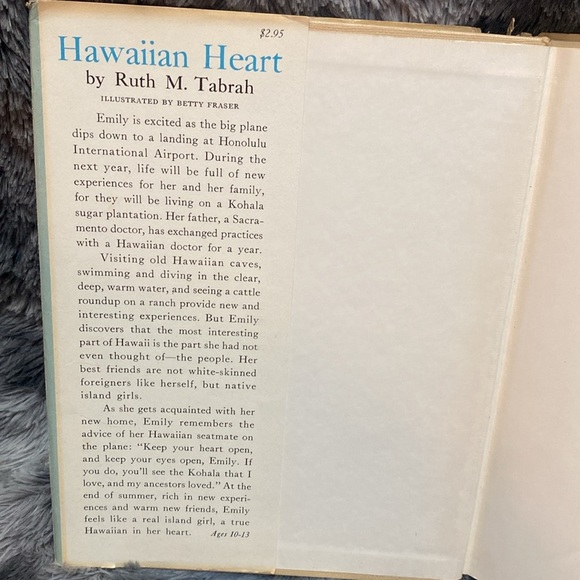 Hawaiian Heart, by Ruth Tabrah, by Follett - Picture 7 of 16